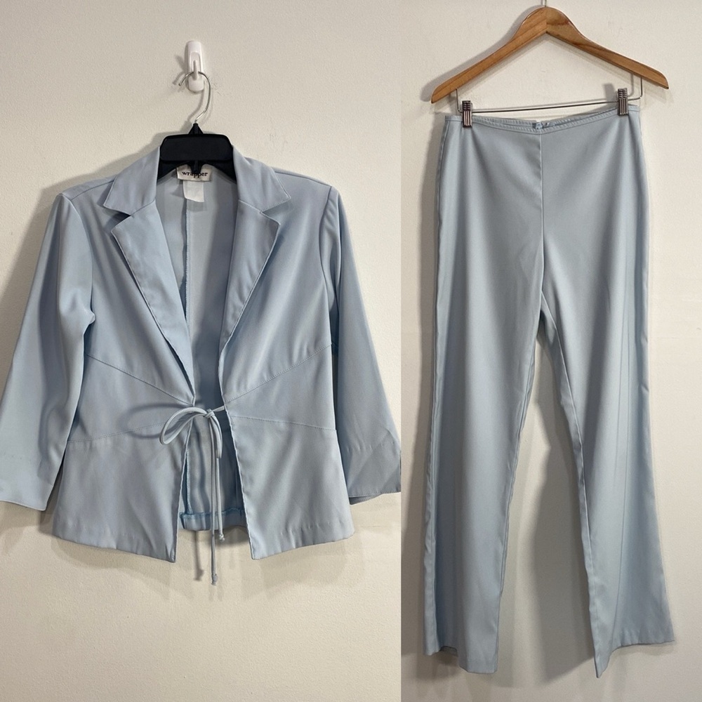 Vintage Y2K‎ Wrapper Blazer & Pant Set Small?